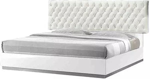 3 Piece Modern Bedroom Furniture Set, California King Platform Bed with 2x Nightstand, White Lacquer Finish